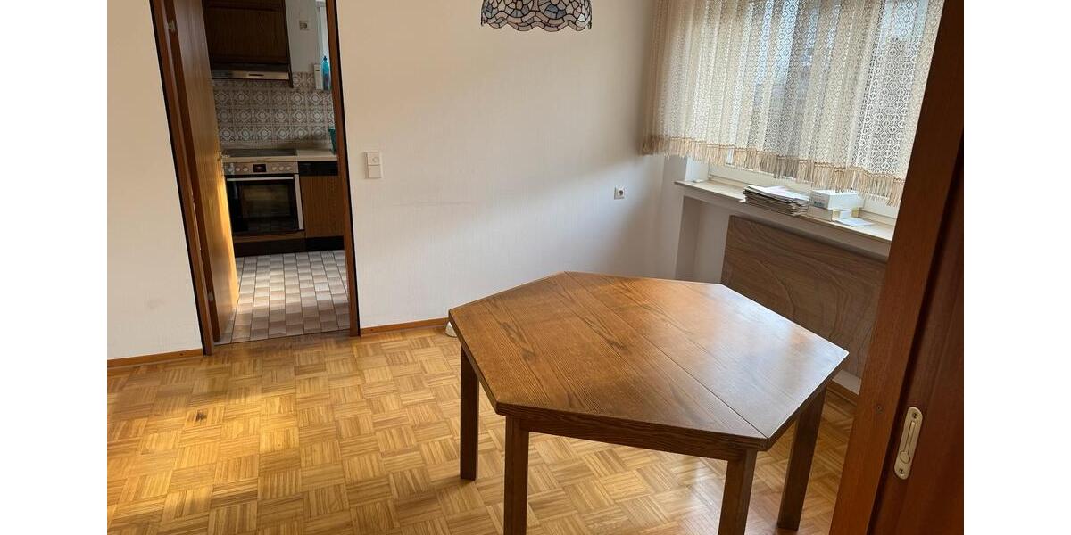 Erdgeschoßwohnung Oberboihingen - 4 Zimmer, 104 m&sup2;, 1.200&euro; | Angebot:24842591