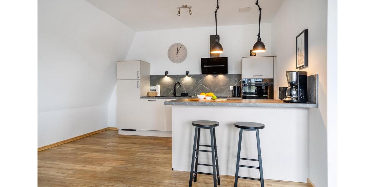 Einfamilienhaus Aurich - 2 Zimmer, 80 m&sup2;, 1.200&euro; | Angebot:25046278