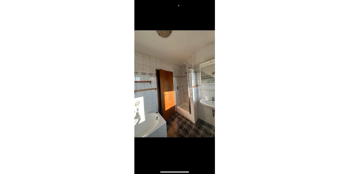 Dachgeschoßwohnung Bad Laer - 3 Zimmer, 80 m&sup2;, 1.000&euro; | Angebot:26269893