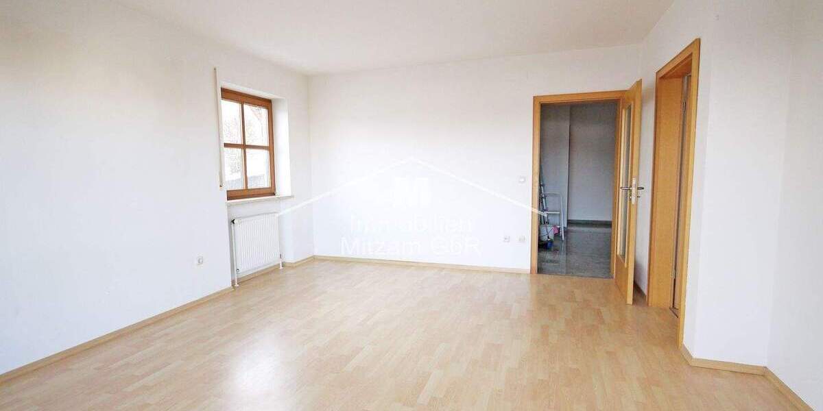 Kompakte 3-Zimmer-Ergeschoss-Whg. mit EBK und Garage in ruhiger Lage von Töging 3 zimmer