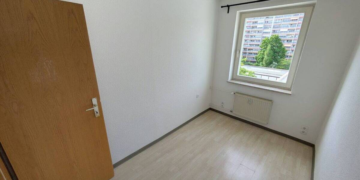 Etagenwohnung Dresden Johannstadt-Nord - 3 Zimmer, 63 m&sup2;, 650&euro; | Angebot:26768120