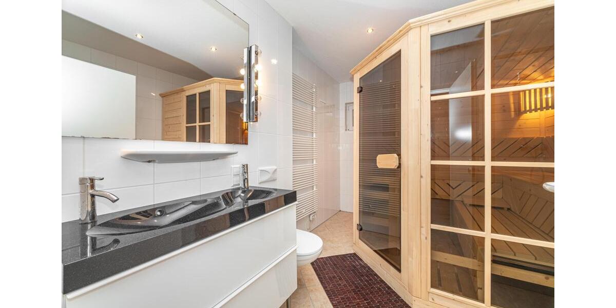 Einfamilienhaus Grünwald - 5 Zimmer, 160 m&sup2;, 4.700&euro; | Angebot:25987282