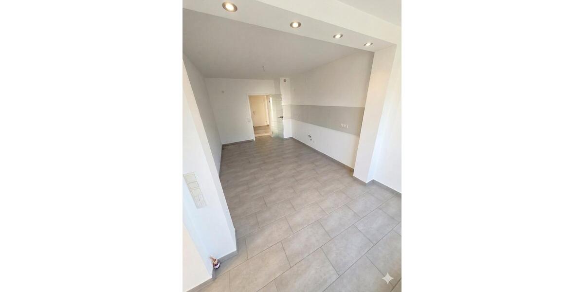 Etagenwohnung Taunusstein - 4 Zimmer, 130 m&sup2;, 1.300&euro; | Angebot:26121907