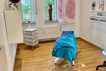 Gewerbeobjekt Neutraubling - 650&euro; | Angebot:26461331