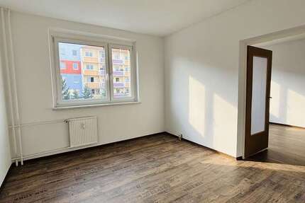 Wohnung zum Mieten in Suhl 382,50 € 76.7 m²