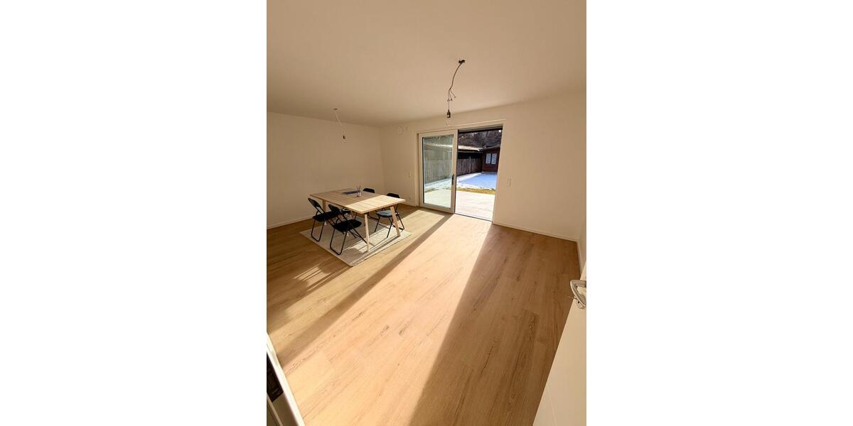 Doppelhaushälfte Baierbrunn - 5 Zimmer, 152 m&sup2;, 3.500&euro; | Angebot:23177429