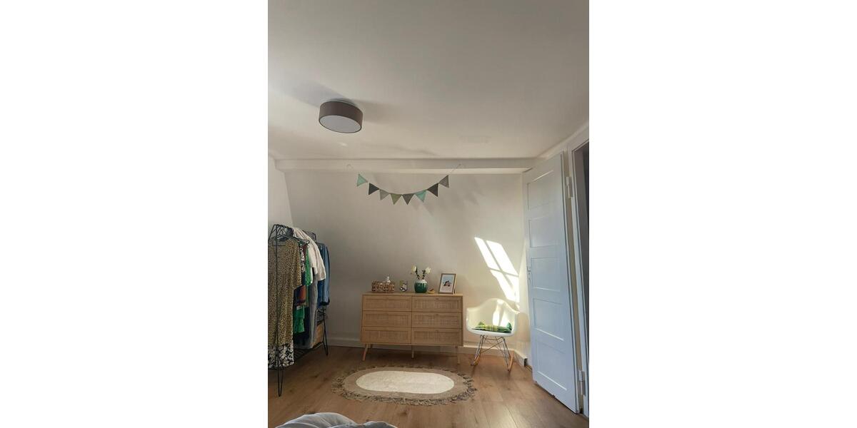 Reihenhaus Stuttgart Luginsland - 3 Zimmer, 85 m&sup2;, 1.403&euro; | Angebot:26337524