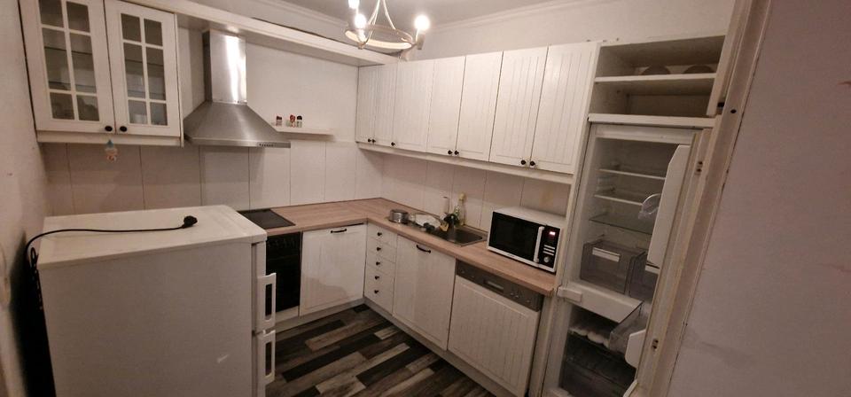 Etagenwohnung Altdorf - 3 Zimmer, 90 m&sup2;, 2.200&euro; | Angebot:24851025