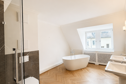 Wohnung Baden-Baden Baden - 5 Zimmer, 223 m&sup2;, 3.500&euro; | Angebot:27250185