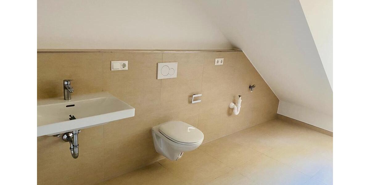 Etagenwohnung Rottenburg an der Laaber - 4 Zimmer, 110 m&sup2;, 1.190&euro; | Angebot:24214341