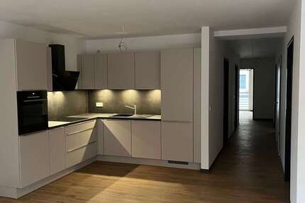 Wohnung Elz - 3 Zimmer, 116 m&sup2;, 1.275&euro; | Angebot:25249419