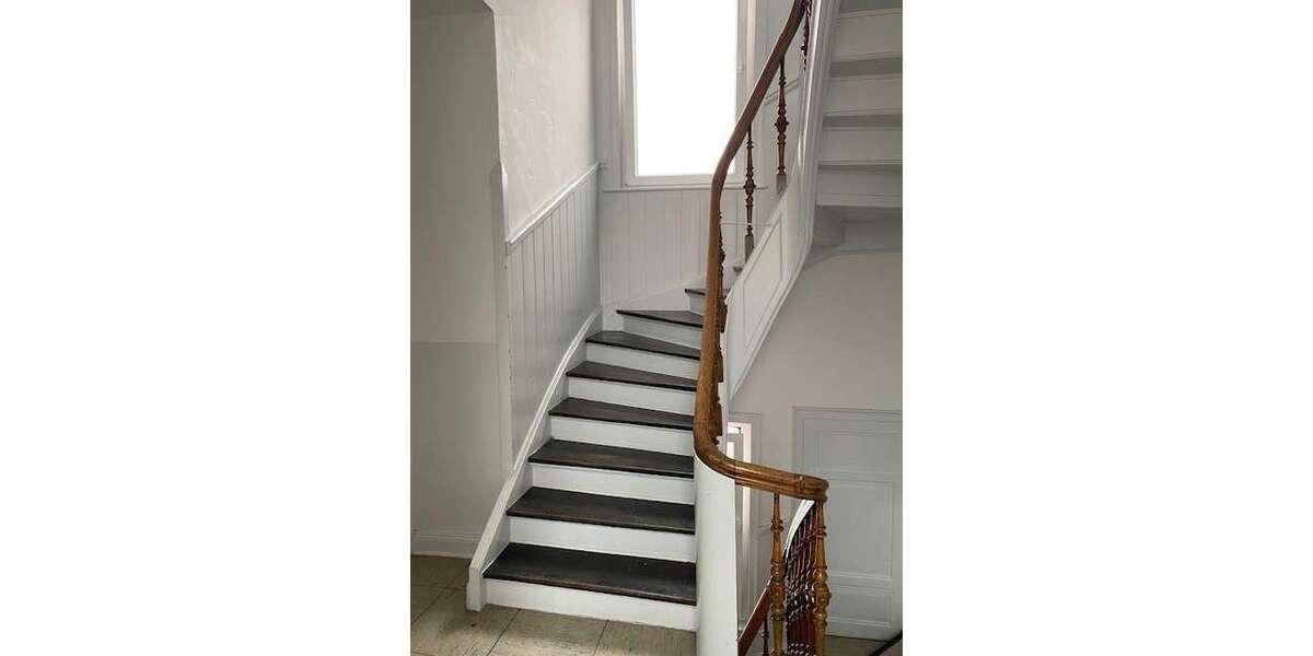 Etagenwohnung Warburg - 6 Zimmer, 138 m&sup2;, 1.170&euro; | Angebot:26723411