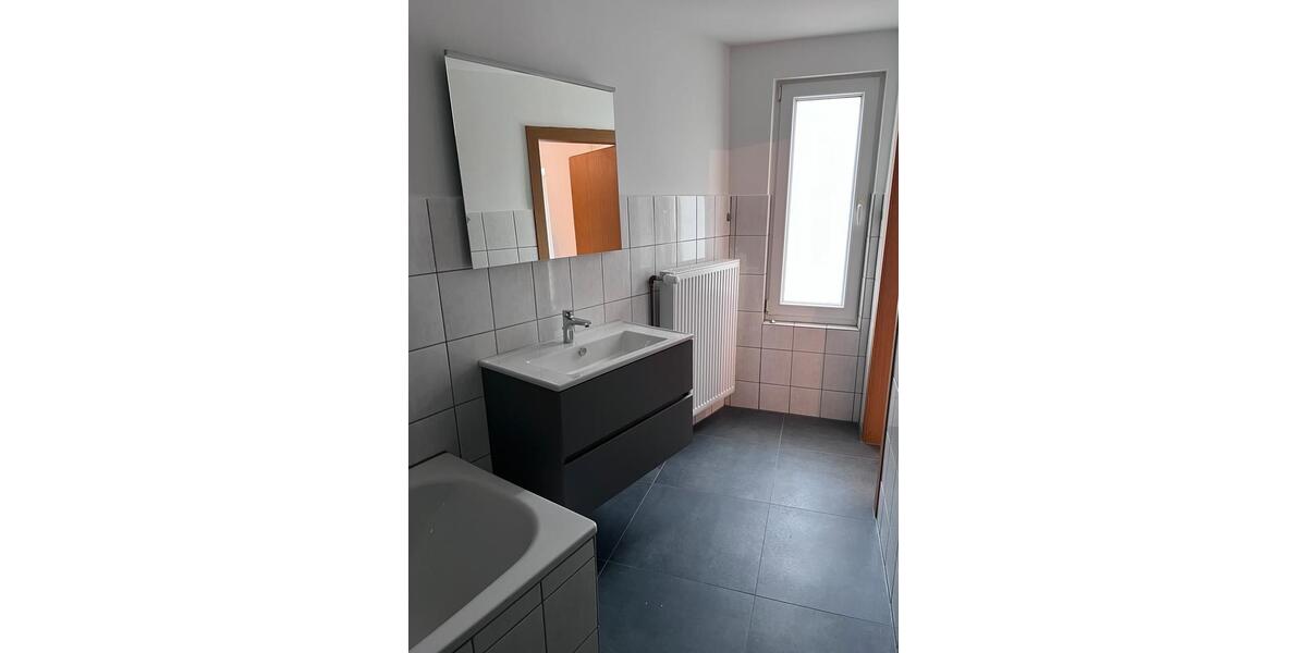 Etagenwohnung Geilenkirchen - 5 Zimmer, 105 m&sup2;, 1.050&euro; | Angebot:26279681