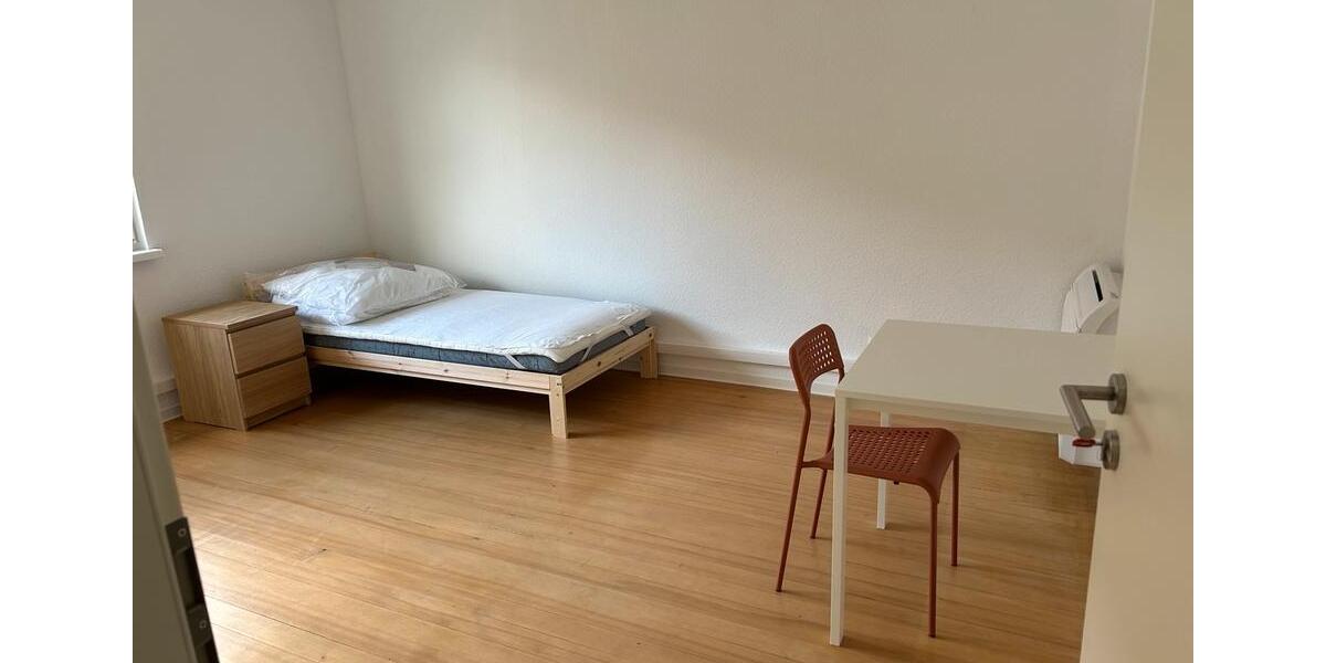 6-Zimmer-Haus | möbliert, renoviert, mit Klimaanlage & Glasfaser! 6 zimmer