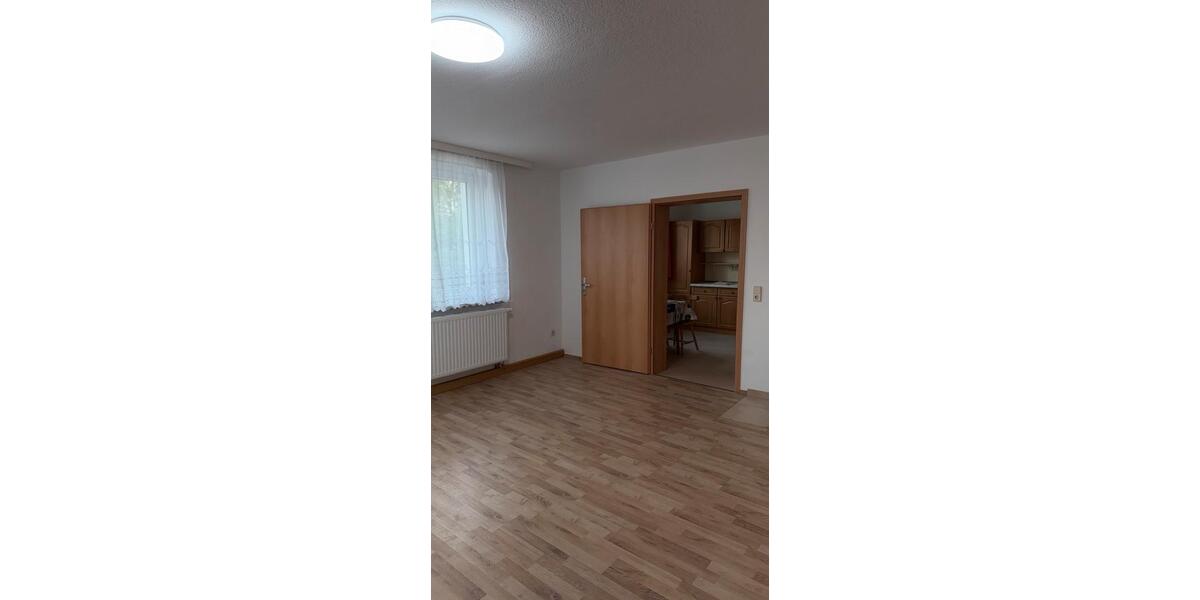 Erdgeschoßwohnung Ebersbach-Neugersdorf Neugersdorf - 2 Zimmer, 54 m&sup2;, 350&euro; | Angebot:26458401