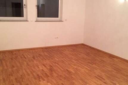 Wohnung Raunheim - 4 Zimmer, 92 m&sup2;, 1.200&euro; | Angebot:27213891