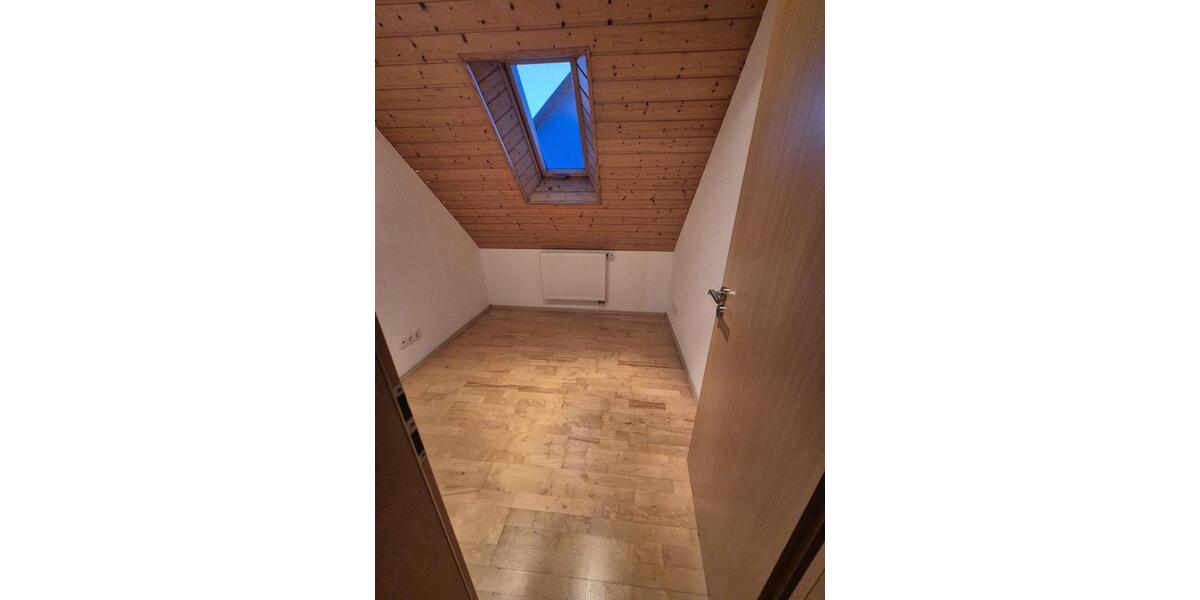 Dachgeschoßwohnung Inzigkofen - 4 Zimmer, 80 m&sup2;, 900&euro; | Angebot:26546742