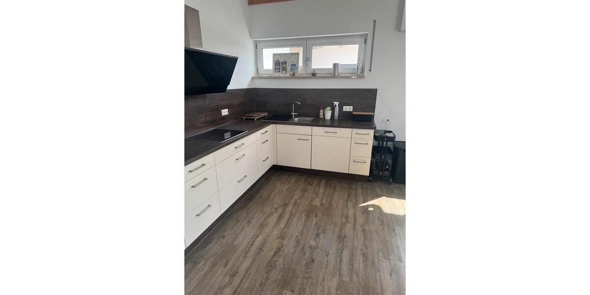 Etagenwohnung Pilsting - 2 Zimmer, 82 m&sup2;, 765&euro; | Angebot:25923222