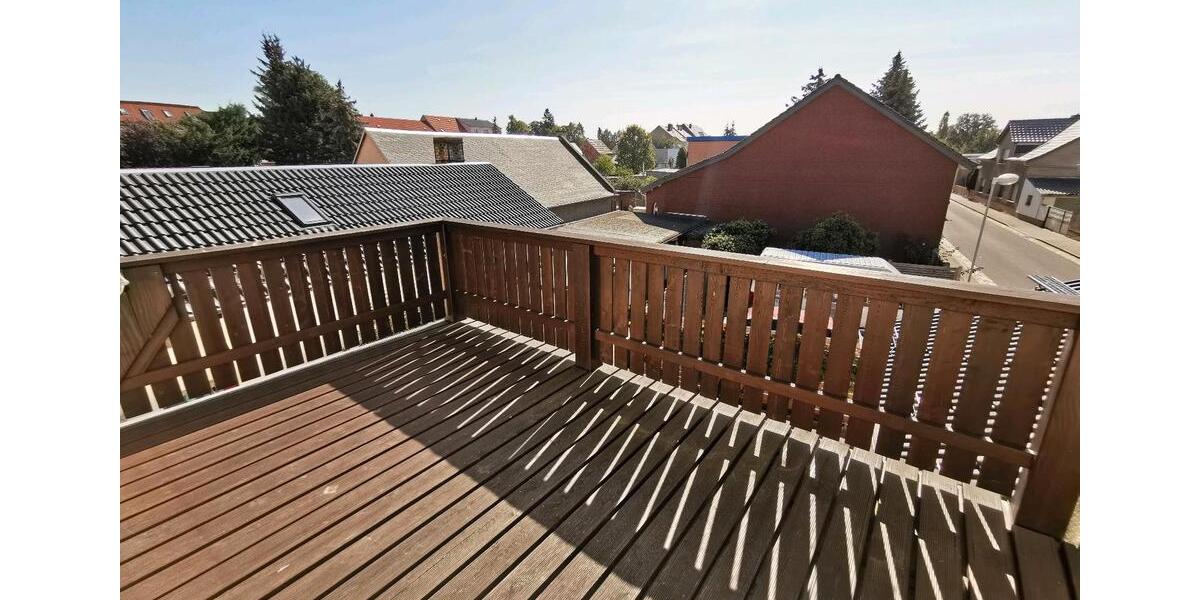 Dachgeschoßwohnung Elsterwerda - 4 Zimmer, 115 m&sup2;, 979&euro; | Angebot:25893670