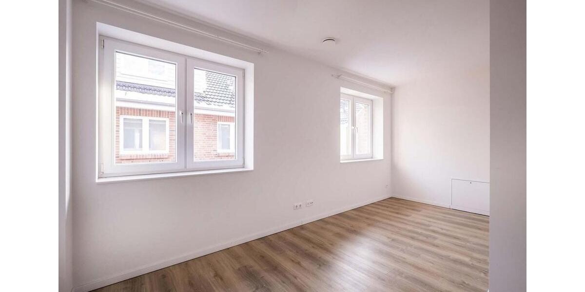 Reihenhaus Pinneberg - 6 Zimmer, 152 m&sup2;, 2.300&euro; | Angebot:23647033