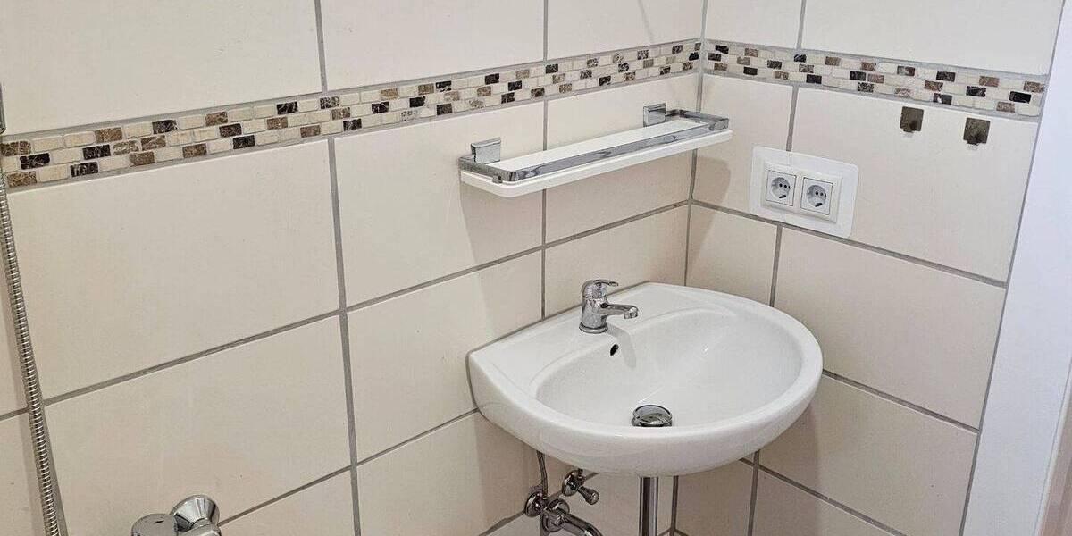 Etagenwohnung Frankfurt (Oder) Frankfurt - 2 Zimmer, 55 m&sup2;, 450&euro; | Angebot:25741193