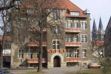 Wohnung Halberstadt - 3 Zimmer, 80 m&sup2;, 500&euro; | Angebot:25236473