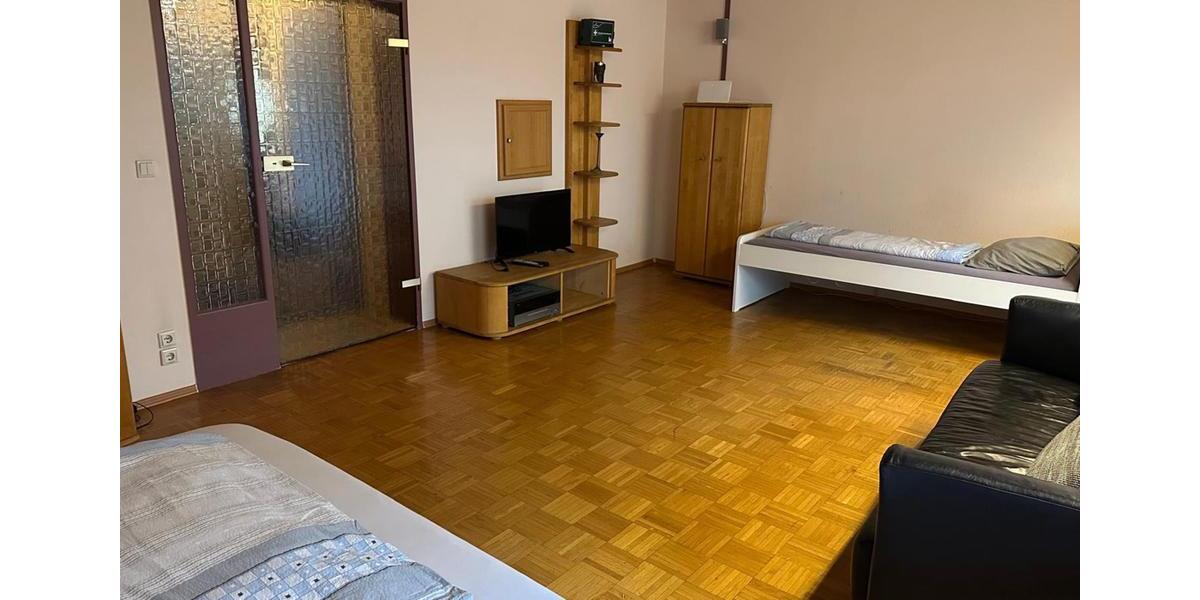 Zimmer 3 mit WLAN und Gemeinschaftsbereichen: Küche, BadWC, TV, Terrasse, Waschmaschine und Trockner 1 zimmer