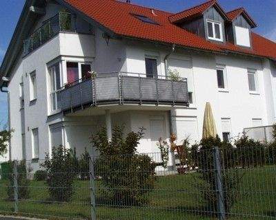 Etagenwohnung Kösching - 3 Zimmer, 72 m&sup2;, 830&euro; | Angebot:24990022