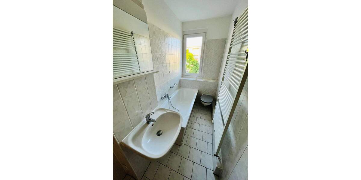 Sonnige Balkon-Whg nahe Marienberg! 2 zimmer