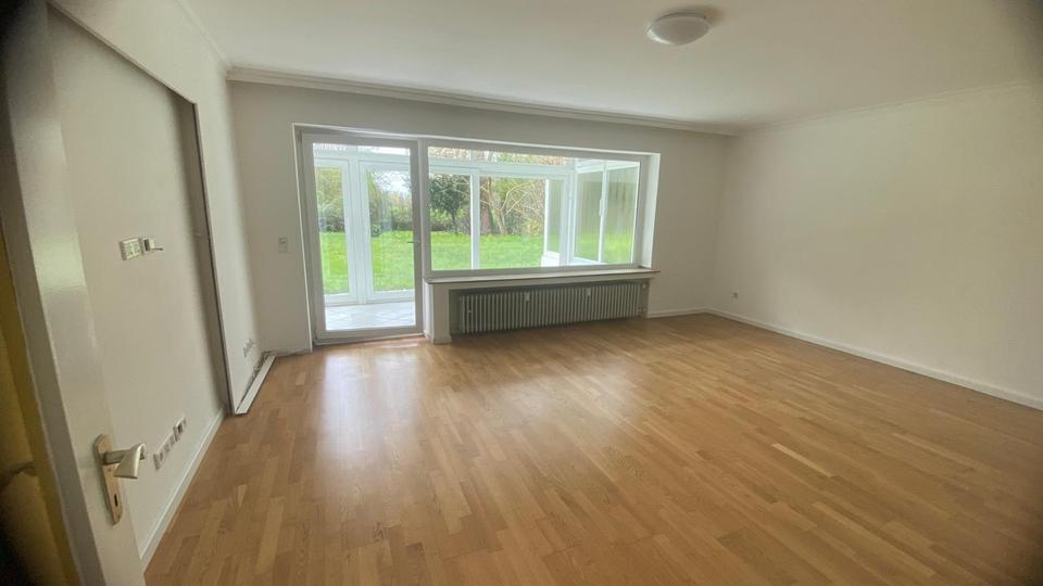 Etagenwohnung Düsseldorf Stadtbezirk 5 - 2 Zimmer, 77 m&sup2;, 1.400&euro; | Angebot:26160667