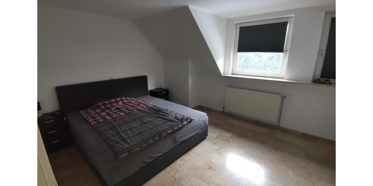 Dachgeschoßwohnung Heide - 4 Zimmer, 97 m&sup2;, 795&euro; | Angebot:26295053