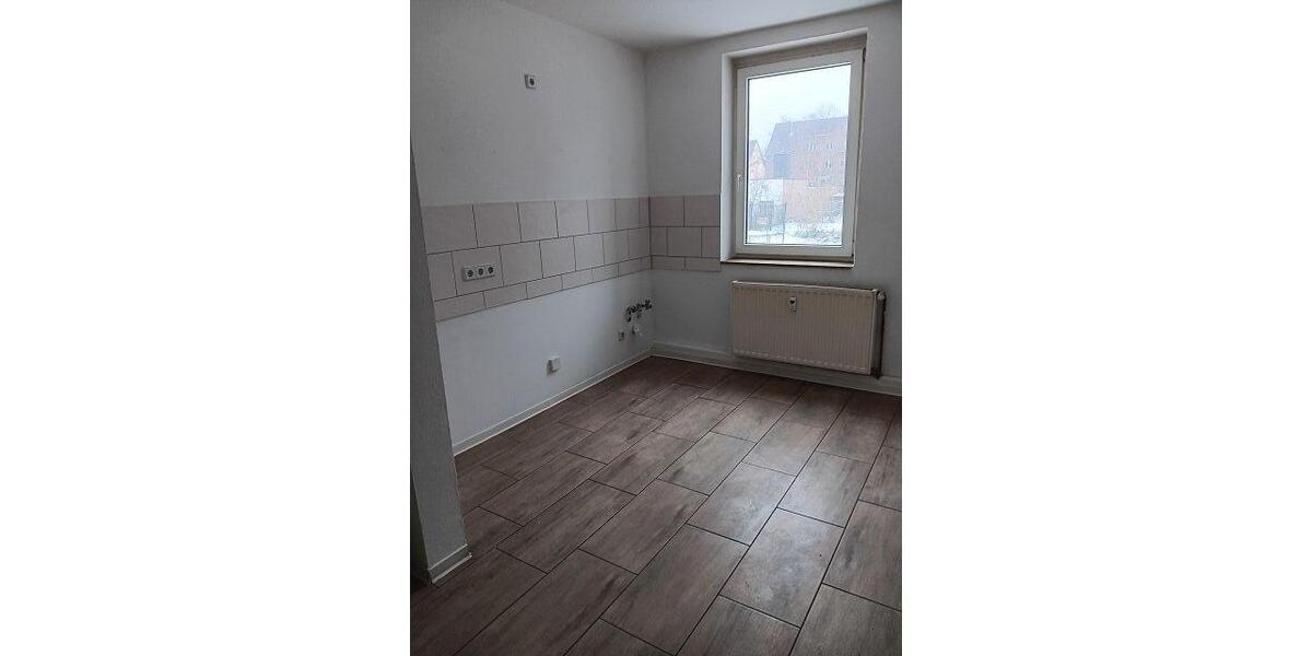 Etagenwohnung Sandersdorf-Brehna Brehna - 3 Zimmer, 65 m&sup2;, 370&euro; | Angebot:26248481