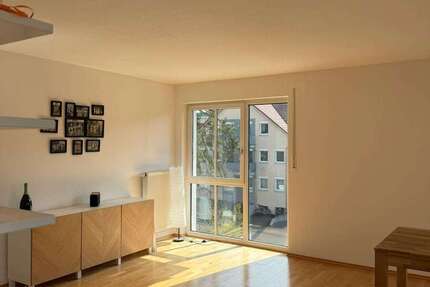 Wohnung Pfaffenhofen - 3 Zimmer, 77 m&sup2;, 1.090&euro; | Angebot:25939224