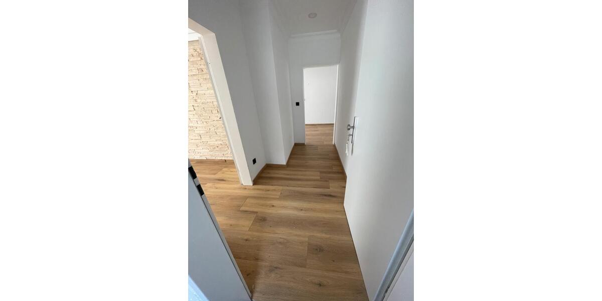 Etagenwohnung Plettenberg - 4 Zimmer, 115 m&sup2;, 680&euro; | Angebot:26564942