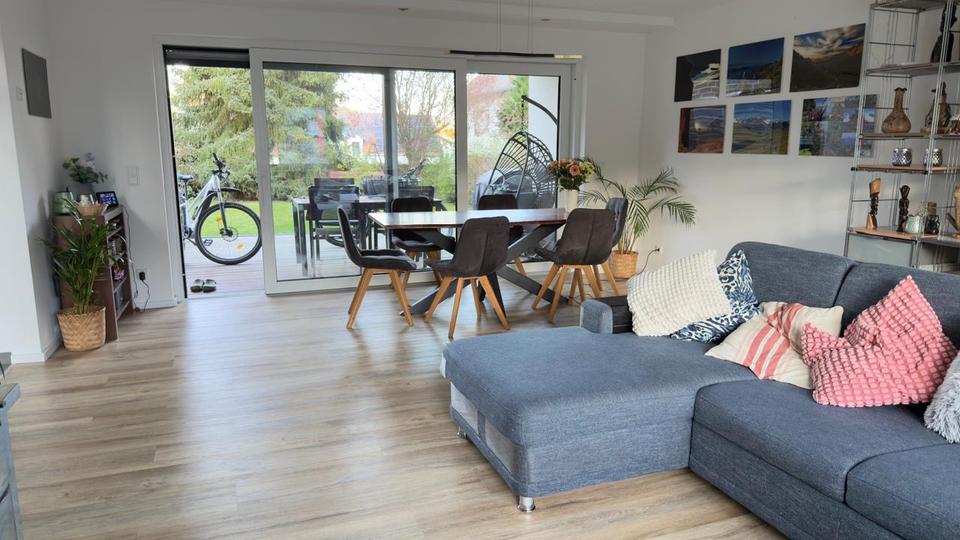 Einfamilienhaus Sankt Ingbert - 4 Zimmer, 145 m&sup2;, 2.000&euro; | Angebot:26253264