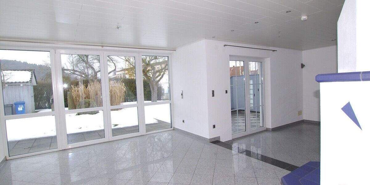 Doppelhaushälfte Lupburg - 4 Zimmer, 170 m&sup2;, 1.440&euro; | Angebot:25744435