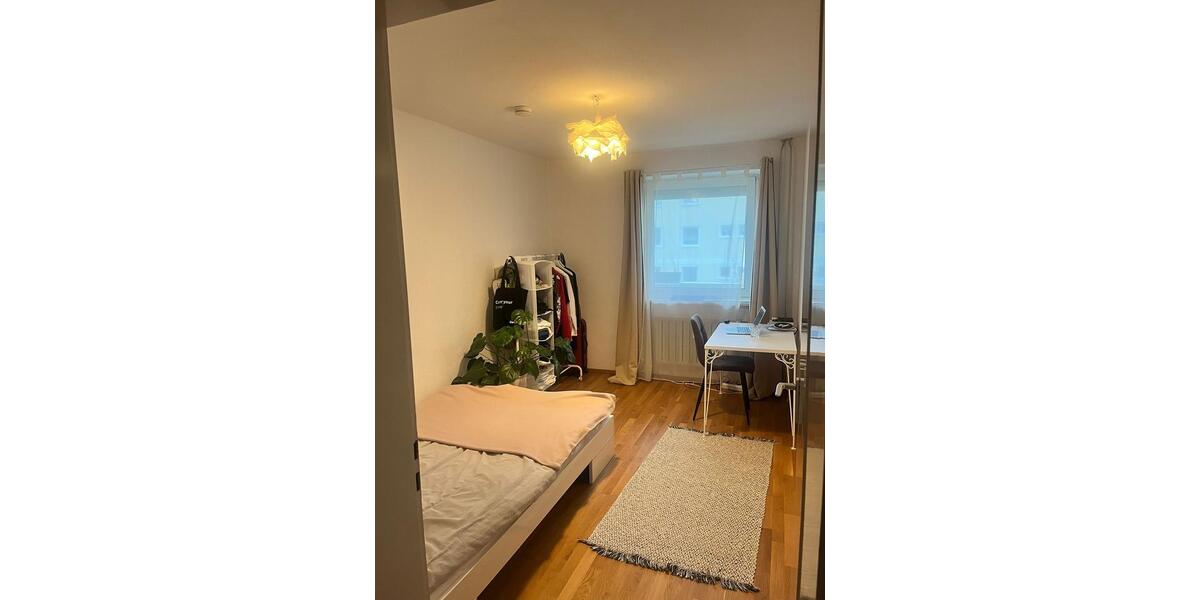 Möbiliertes WG Zimmer 1 zimmer