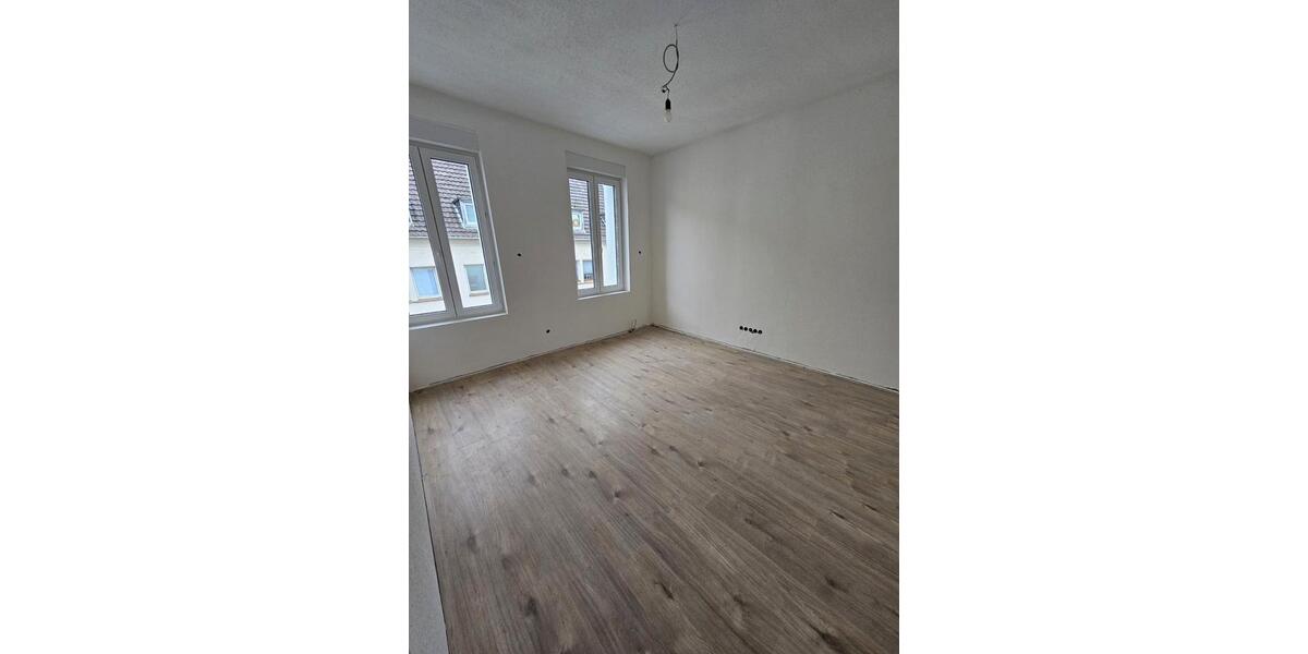 Etagenwohnung Krefeld Cracau - 2 Zimmer, 40 m&sup2;, 520&euro; | Angebot:26505502