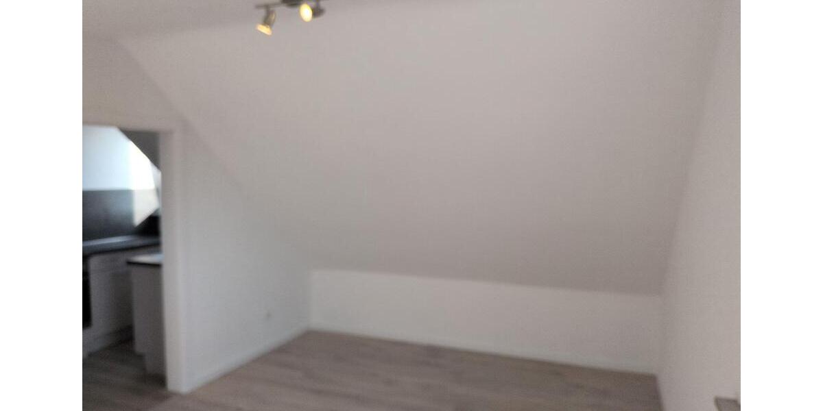 Dachgeschoßwohnung Freudenberg - 3 Zimmer, 64 m&sup2;, 640&euro; | Angebot:26147175
