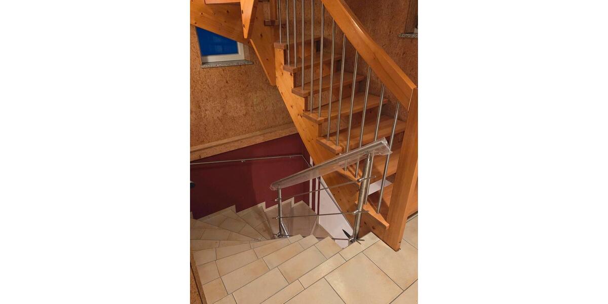 Einfamilienhaus Bad Neualbenreuth - 6 Zimmer, 150 m&sup2;, 1.600&euro; | Angebot:24372019