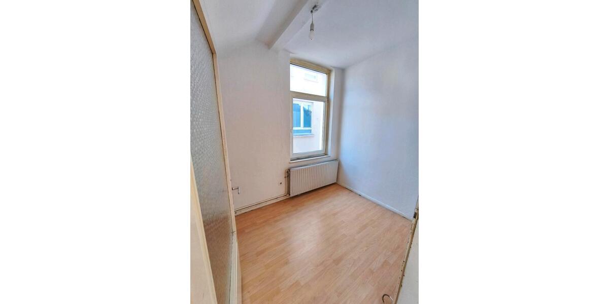 Dachgeschoßwohnung Hameln - 3.5 Zimmer, 78 m&sup2;, 450&euro; | Angebot:26399685