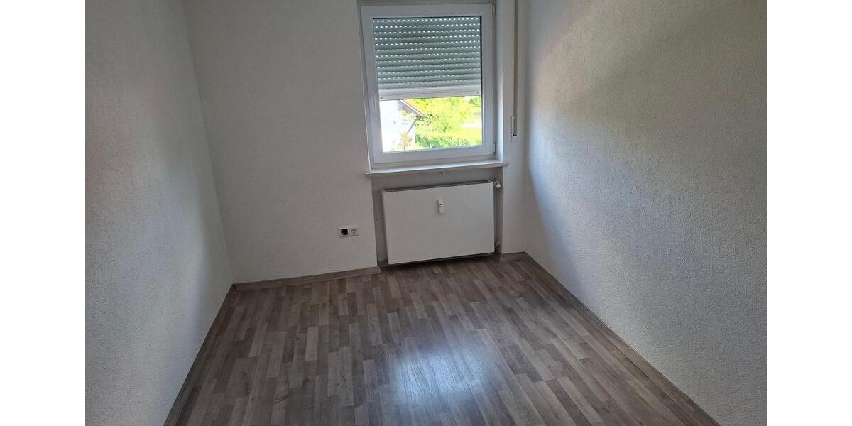Etagenwohnung Westerheim - 4 Zimmer, 95 m&sup2;, 1.200&euro; | Angebot:26507638