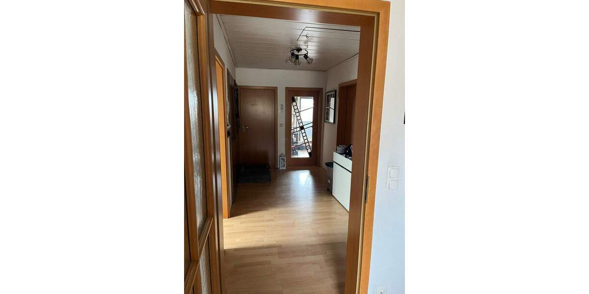 Etagenwohnung Pommersfelden Steppach - 3 Zimmer, 95 m&sup2;, 800&euro; | Angebot:25768364