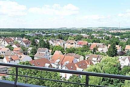 Wohnung zum Mieten in Bruchköbel 850 € 97 m²