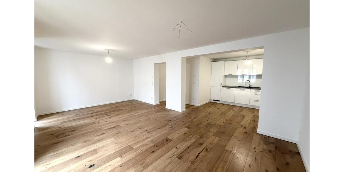 Erdgeschoßwohnung Sindelfingen - 2 Zimmer, 73 m&sup2;, 1.080&euro; | Angebot:26532468