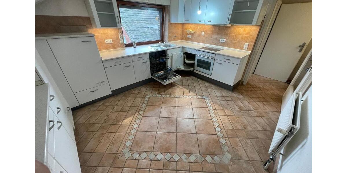 Dachgeschoßwohnung Moers Rheinkamp - 2.5 Zimmer, 67 m&sup2;, 690&euro; | Angebot:24726970