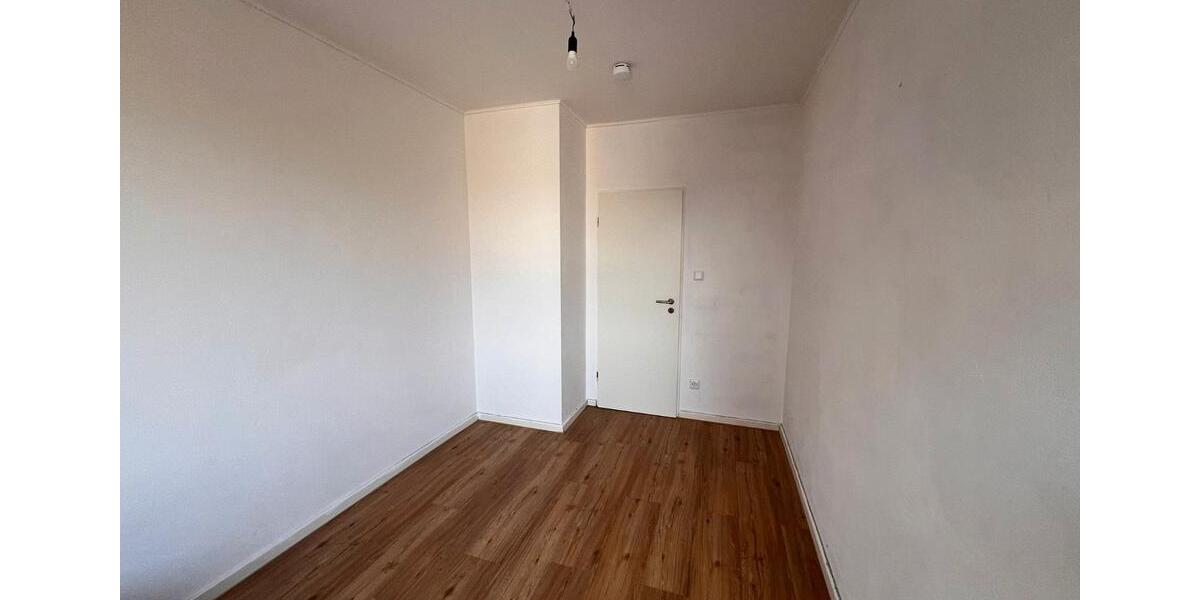 Etagenwohnung Oldenburg Bloherfelde - 1 Zimmer, 10 m&sup2;, 200&euro; | Angebot:25988548