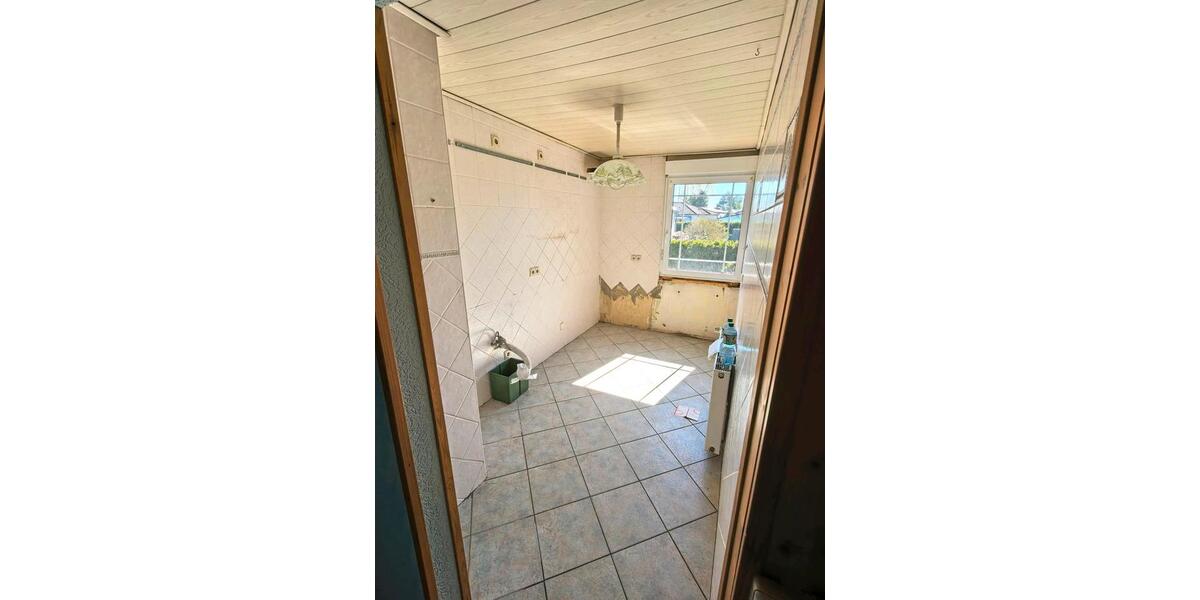 Bungalow Niemegk - 4 Zimmer, 120 m&sup2;, 1.000&euro; | Angebot:26428848