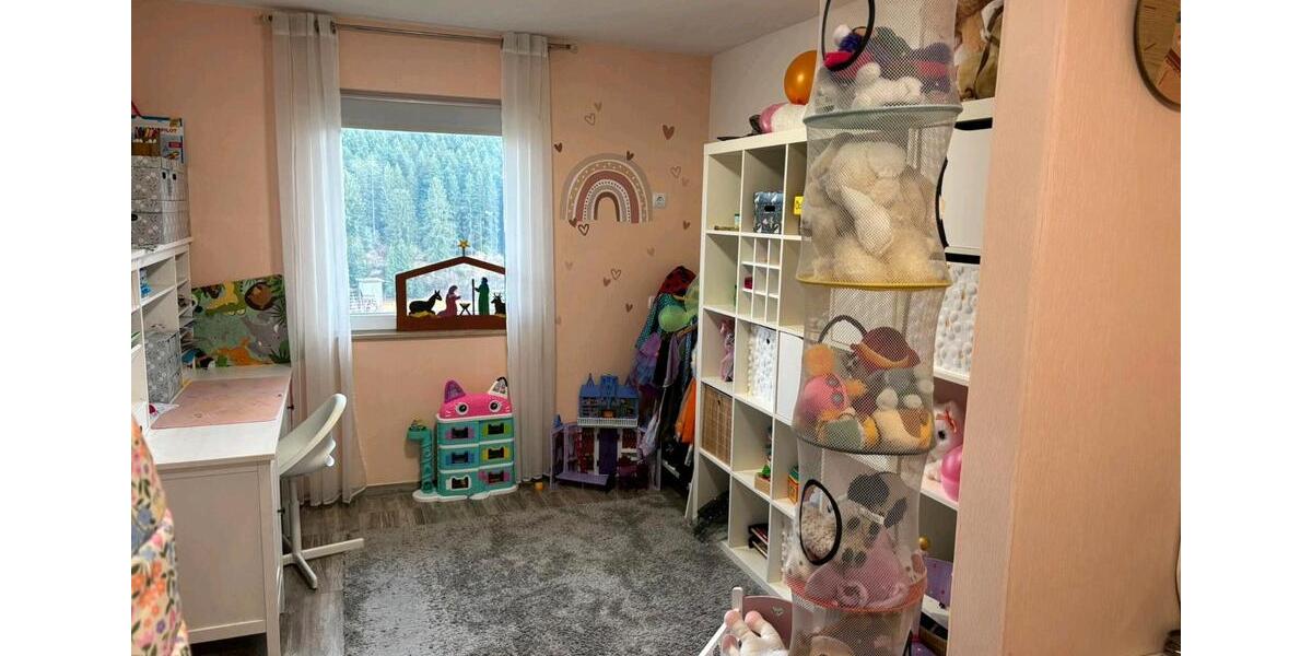 Erdgeschoßwohnung Waldachtal - 5 Zimmer, 100 m&sup2;, 1.000&euro; | Angebot:25852592