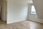Dachgeschoßwohnung Meerbusch - 2 Zimmer, 85 m&sup2;, 1.530&euro; | Angebot:26620047